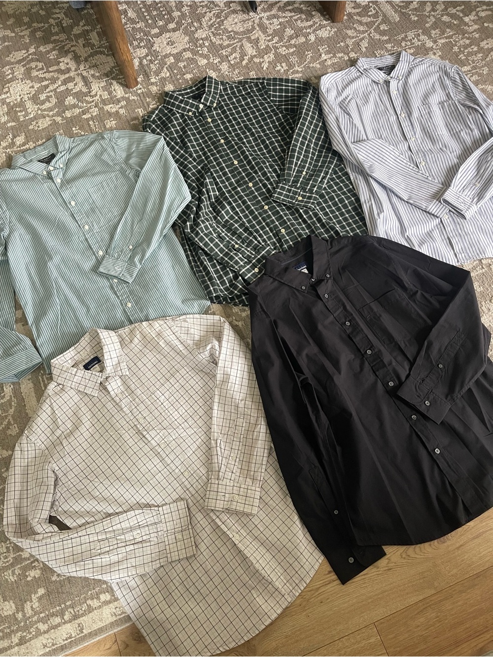 Men's Bundle Long-Sleeve Button Down Shirts size large